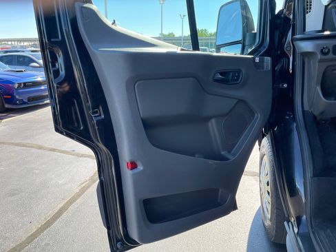 Used 2020 Ford Transit 350 XLT RWD image 12