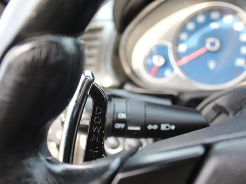 Used 2011 Maserati GranTurismo Convertible image 29