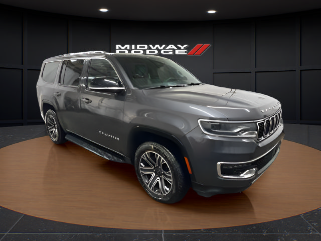 Used 2025 Jeep Wagoneer Series II AWD/4WD image 1