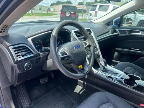 Used 2016 Ford Fusion SE image 13