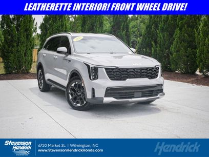 Used 2025 Kia Sorento S