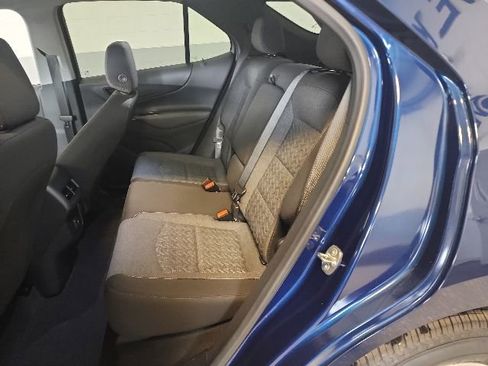 Used 2023 Chevrolet Equinox LT AWD/4WD image 11