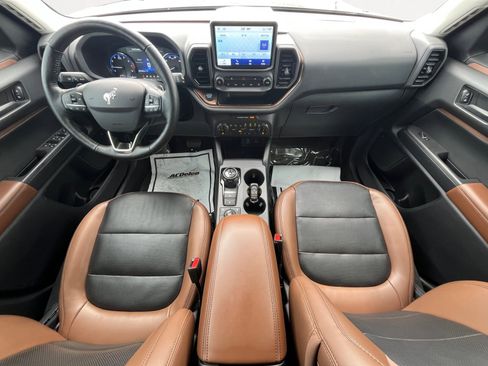 Used 2022 Ford Bronco Sport Badlands w/ Premium Package image 3