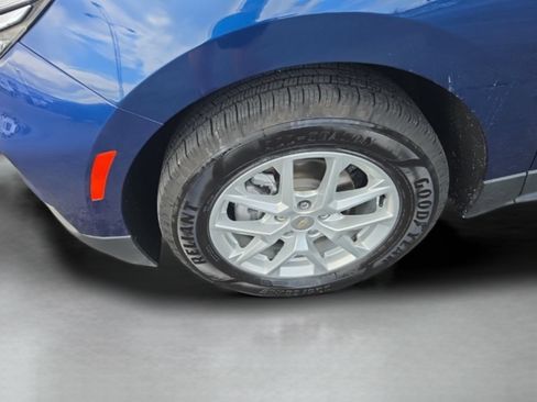 Used 2022 Chevrolet Equinox LS FWD image 31