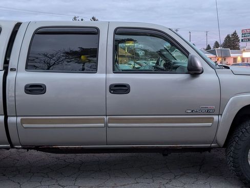 Used 2003 Chevrolet Silverado 2500 LT image 9