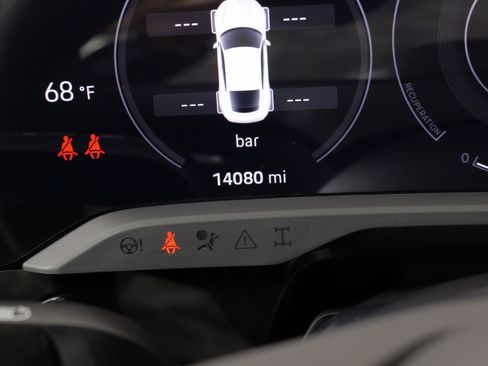 Used 2023 Porsche Taycan GTS image 40