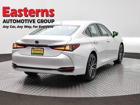 Used 2024 Lexus ES 250 w/ Premium Package AWD/4WD image 5