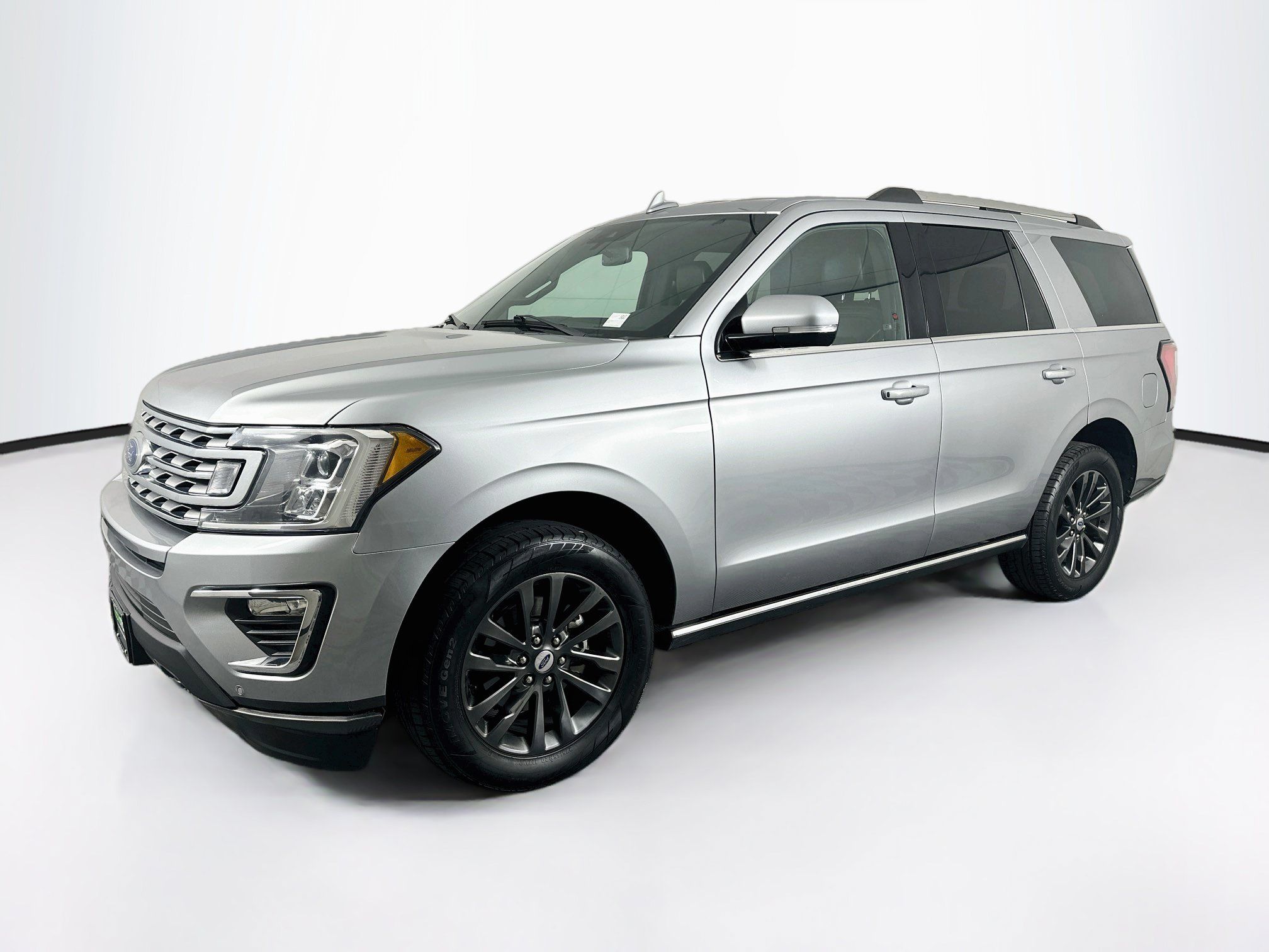 Used 2021 Ford Expedition Limited AWD/4WD image 3