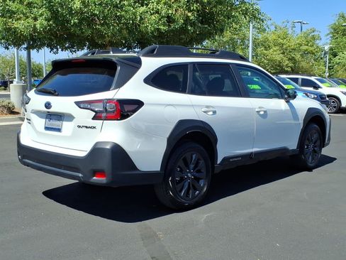 Certified 2025 Subaru Outback Onyx Edition AWD/4WD image 7