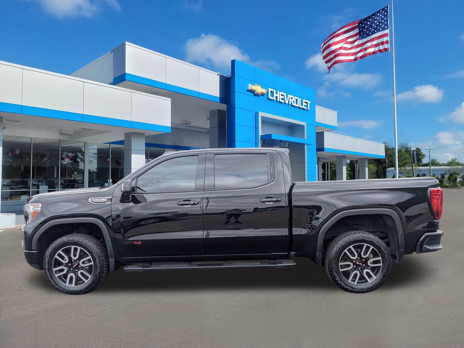 Used 2020 GMC Sierra 1500 AT4 w/ AT4 Premium Package AWD/4WD image 6