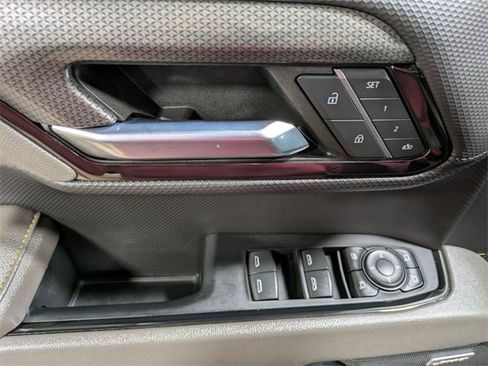 Certified 2023 Chevrolet Silverado 1500 ZR2 w/ Technology Package image 16