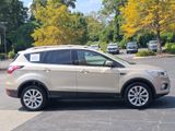 Used 2018 Ford Escape Titanium image 2
