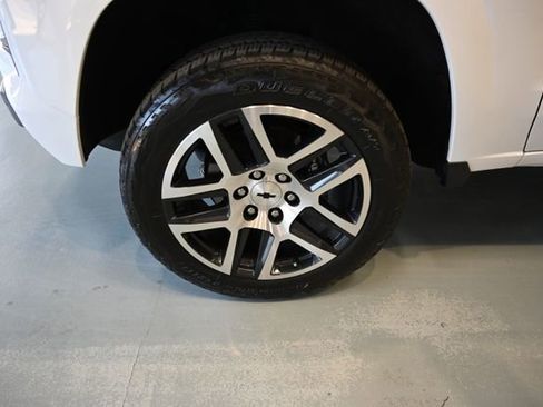 Used 2023 Chevrolet Colorado Z71 w/ Z71 Convenience Package 2 AWD/4WD image 30