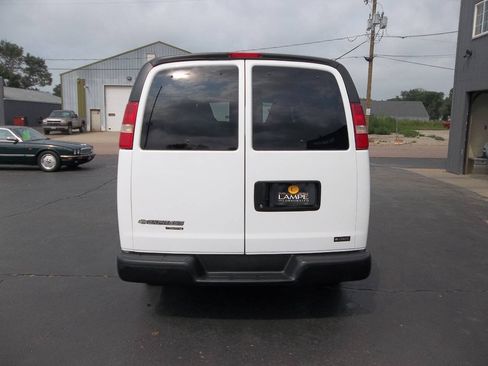 Used 2016 Chevrolet Express 3500 LS RWD image 6