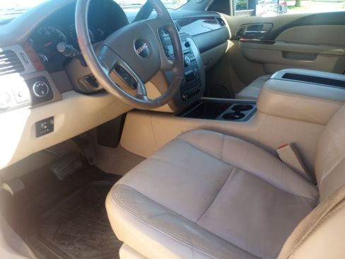 Used 2012 GMC Sierra 2500 SLT w/ SLT Convenience Package image 9