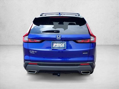 Used 2024 Honda CR-V Sport Touring image 3