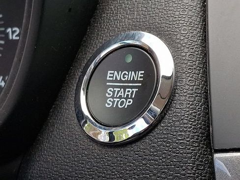 Used 2020 Ford EcoSport SE FWD image 23
