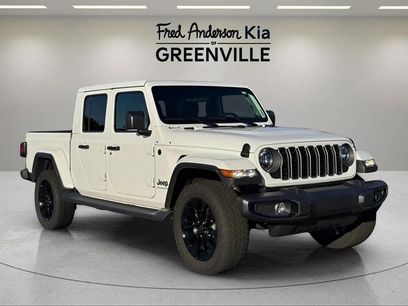 Used 2025 Jeep Gladiator Sport