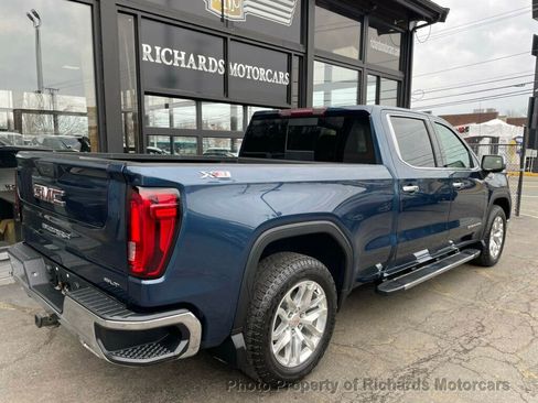 Used 2019 GMC Sierra 1500 SLT w/ SLT Convenience Package AWD/4WD image 3