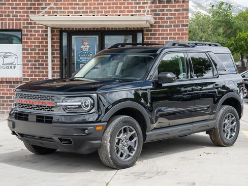Used 2023 Ford Bronco Sport Badlands AWD/4WD image 1