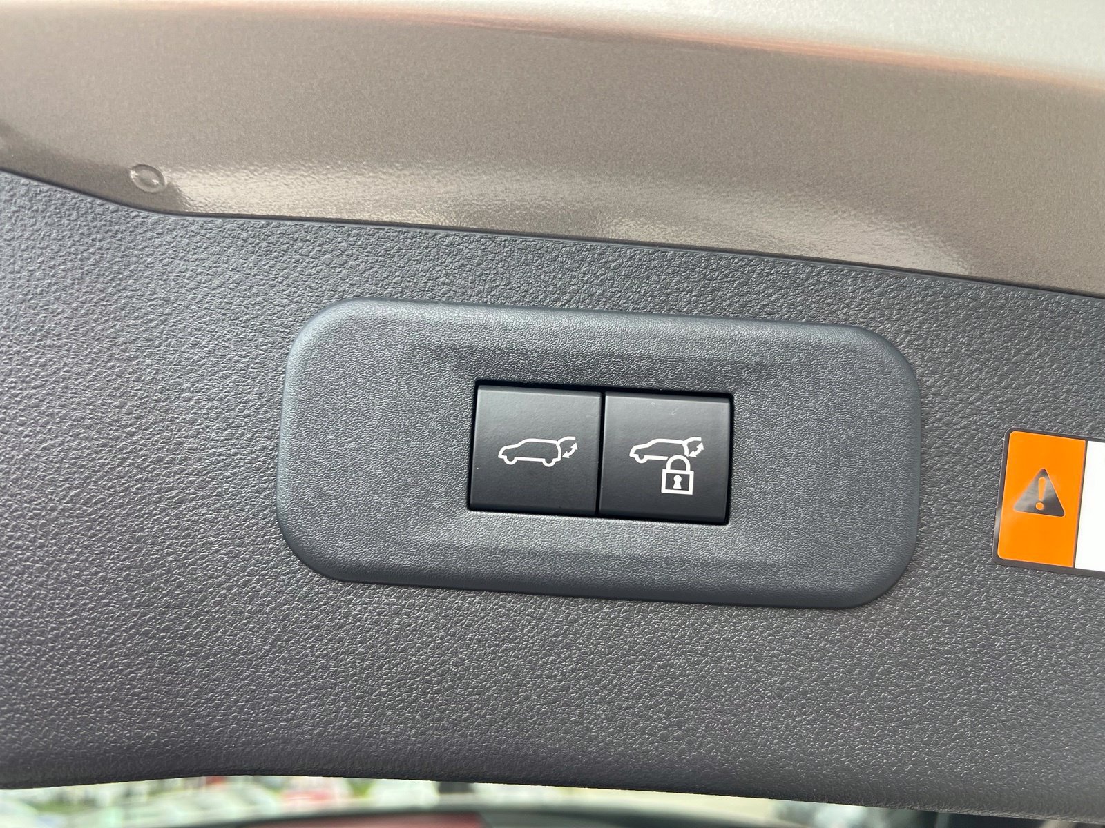 Used 2024 Lexus NX 250 FWD w/ Towing Package (2000 Lbs) image 22