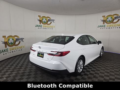 Used 2025 Toyota Camry LE FWD image 9