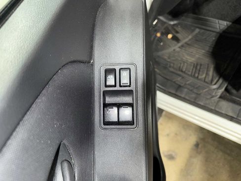 Used 2024 Nissan Frontier S w/ S Utility Package image 21