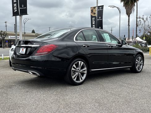 Used 2020 Mercedes-Benz C 300 4MATIC Sedan image 3