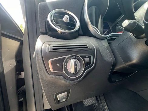 Certified 2019 Mercedes-Benz GLC 300 4MATIC image 16