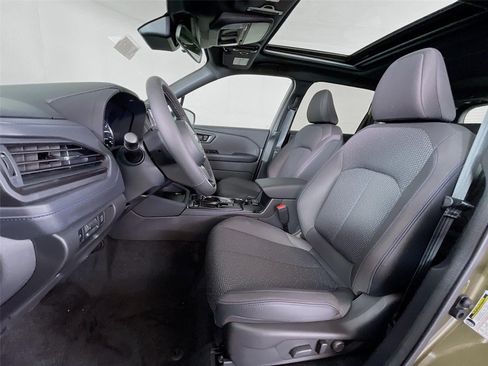 New 2026 Subaru Forester Premium AWD/4WD image 18