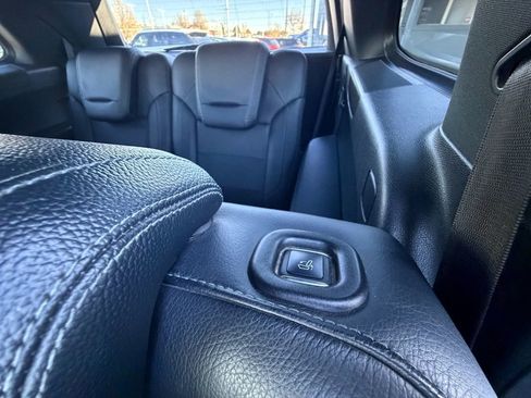 Used 2017 Mercedes-Benz GLS 450 4MATIC image 17