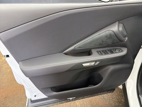 New 2026 Lexus TX 500h AWD image 10