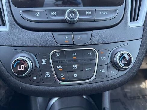 Used 2023 Chevrolet Malibu LT FWD image 25