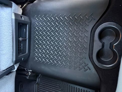Used 2018 RAM 2500 SLT AWD/4WD image 21