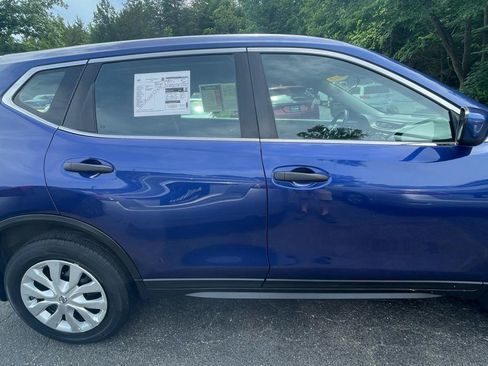 Used 2018 Nissan Rogue S AWD/4WD image 10