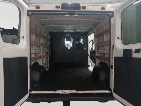 Used 2025 RAM ProMaster 2500 w/ U-Haul Equipment Group FWD image 13