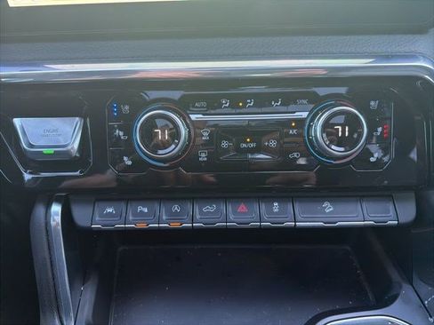 Used 2025 GMC Sierra 1500 Denali w/ Denali Reserve Package AWD/4WD image 21