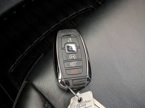 Used 2019 Lincoln MKC Select w/ Select Plus Package FWD image 36