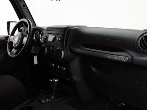 Used 2016 Jeep Wrangler Sport w/ Quick Order Package 24S AWD/4WD image 29