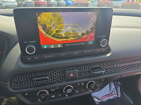 Used 2025 Honda HR-V Sport image 24