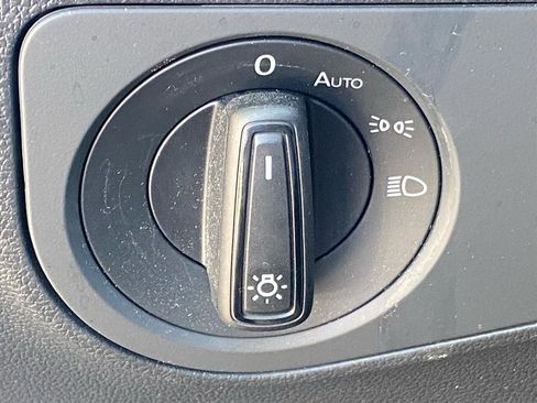 Certified 2022 Volkswagen Tiguan S FWD image 7