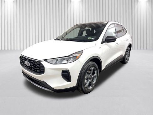 Used 2025 Ford Escape ST-Line w/ Tech Pack #1 image 10