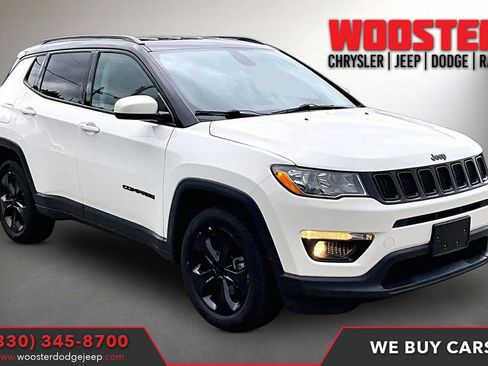 Used 2018 Jeep Compass Latitude w/ Popular Equipment Group AWD/4WD image 1