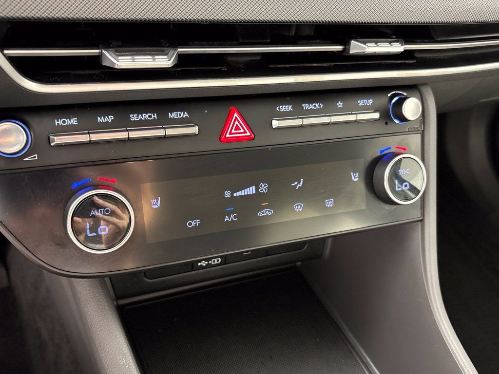 Used 2025 Hyundai Sonata SEL FWD image 37