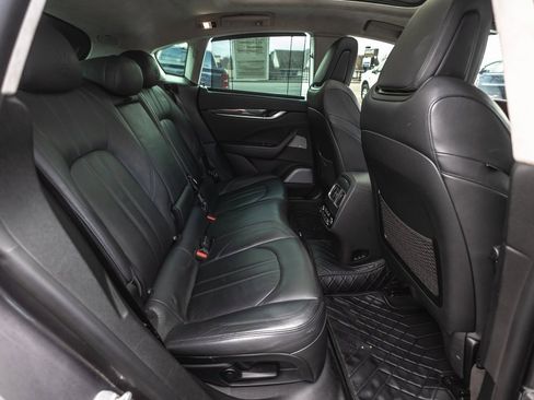 Used 2017 Maserati Levante S image 35