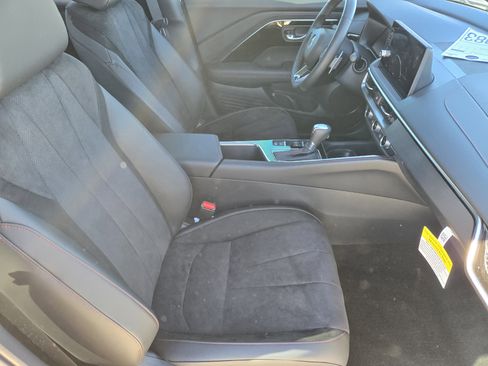 Certified 2025 Acura ADX A-Spec image 21