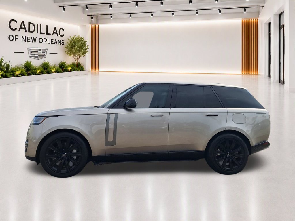 Used 2025 Land Rover Range Rover SE AWD/4WD image 6