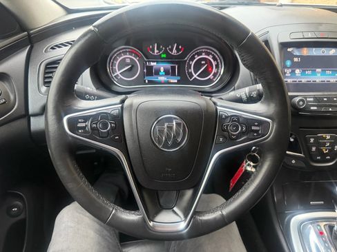 Used 2017 Buick Regal Sport Touring image 12