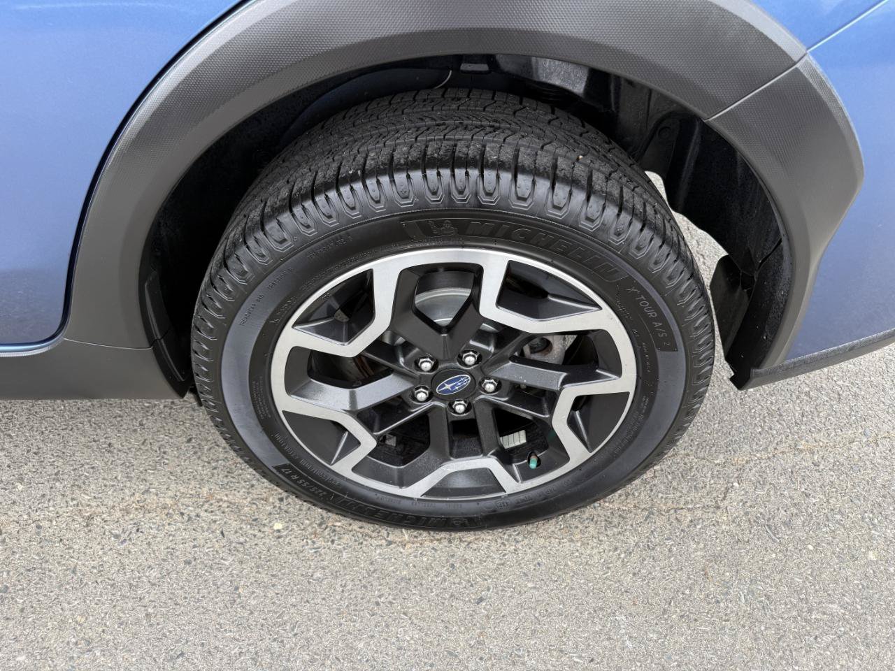 Used 2017 Subaru Crosstrek 2.0i Premium AWD/4WD image 7