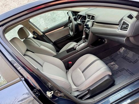 Used 2019 Honda Civic EX image 21